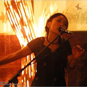 家根嘉・ライブ　神戸・HASU-02