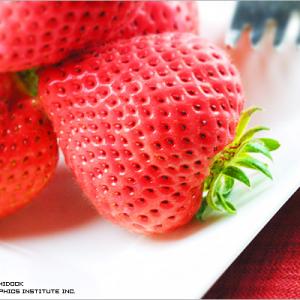 スイーツ　いちご写真（盛り付け）