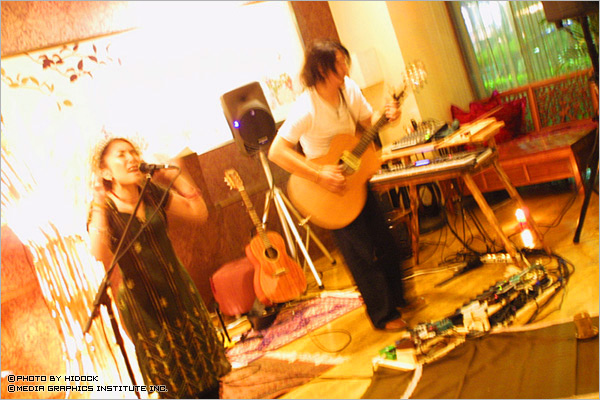 家根嘉・ライブ　神戸・HASU-10