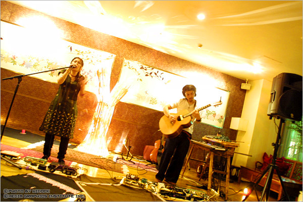 家根嘉・ライブ　神戸・HASU-26