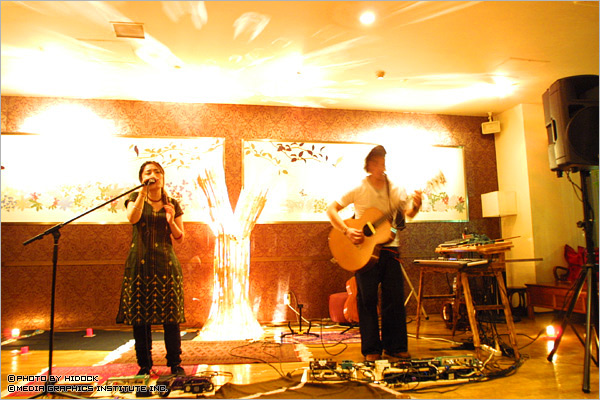 家根嘉・ライブ　神戸・HASU-29