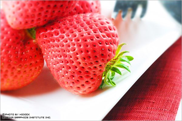 スイーツ　いちご写真（盛り付け）